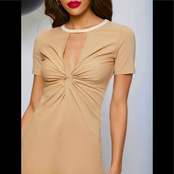 Two-Tone Bodycon Dress - Picture 5 of 6